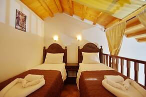Marilena Apartments
