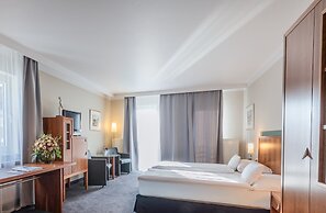Seehotel Niedernberg - Das Dorf am See