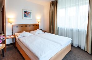 Seehotel Niedernberg - Das Dorf am See