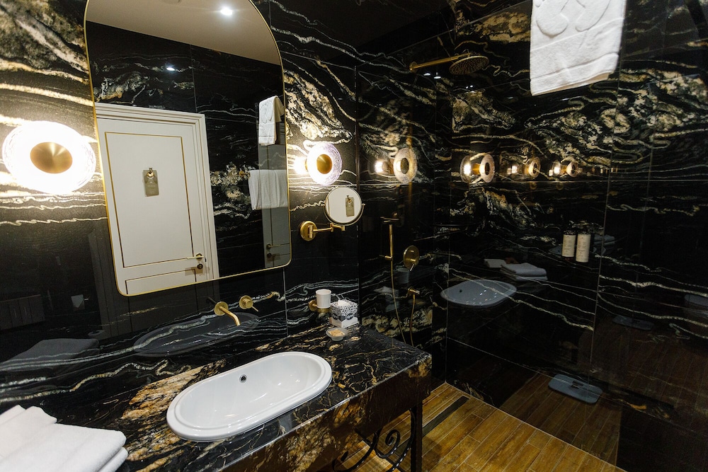 Ambassadori Hotel Tbilisi