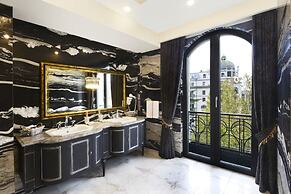 Ambassadori Hotel Tbilisi