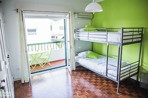Help Yourself Hostels Carcavelos Coast