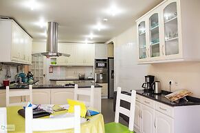 Help Yourself Hostels Carcavelos Coast