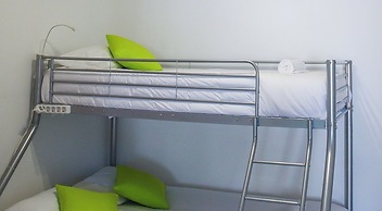 Help Yourself Hostels Carcavelos Coast