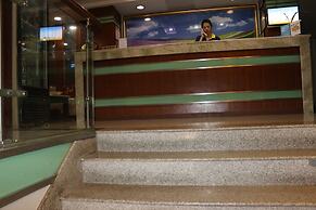 Yixin Business Hotel