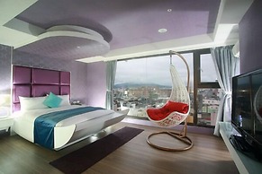 Season Skyline