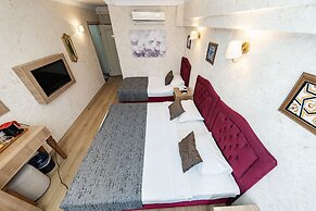 Konur Hotel