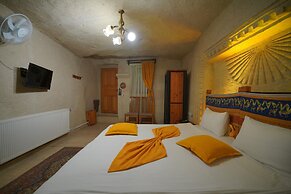 Fosil Cave Hotel