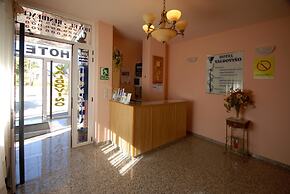 Hotel Valdoviño Express
