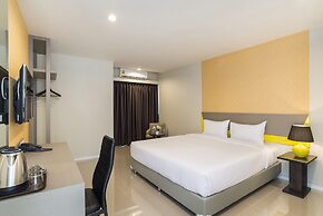 Zircon Hotel