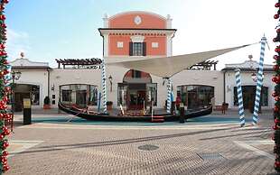 Hotel Serena