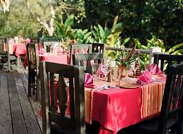 Blancaneaux Lodge by Francis Ford Coppola