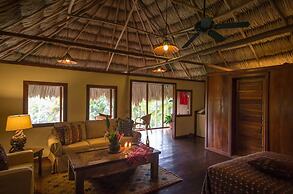 Blancaneaux Lodge by Francis Ford Coppola