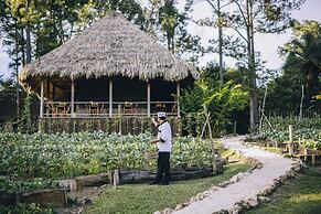 Blancaneaux Lodge by Francis Ford Coppola