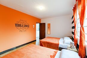 Tequila Sunrise B&B - Hostel