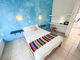 ITH Sayulita Amazing Surf Hostel