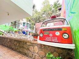 ITH Sayulita Amazing Surf Hostel