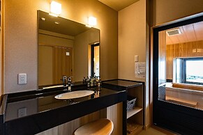 Yuhigaura Onsen Ryotei KAI
