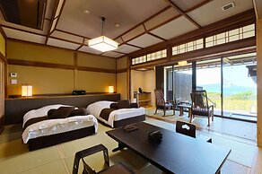 Yuhigaura Onsen Ryotei KAI
