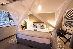 Bushbaby River Lodge