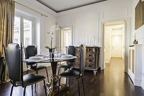 Montenapoleone – RentClass Gloria