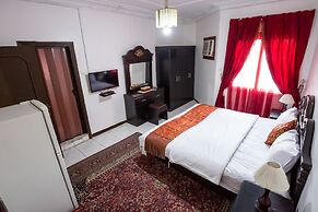 Al Eairy Furnished Apartments Jeddah 4