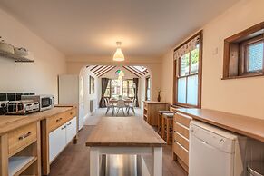Homely Luxury House