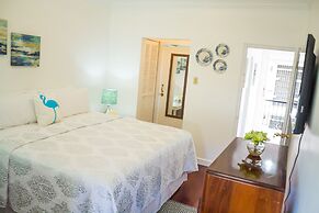 Kingston Luxury Condo Apartment