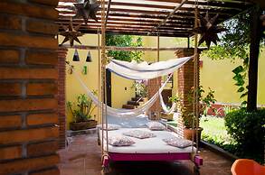 Hotel Casa Alvarada