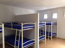 Pensión Albergue Puente Ribeira - Hostel