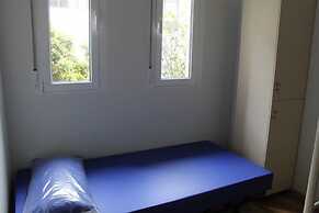Pensión Albergue Puente Ribeira - Hostel