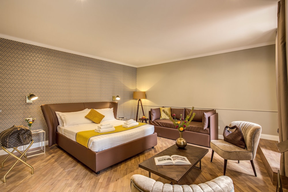 Charme Spagna Boutique Hotel