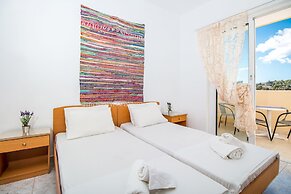Kiras Studios