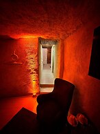 Saklı Cave House