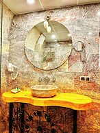 Saklı Cave House