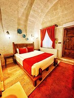 Saklı Cave House