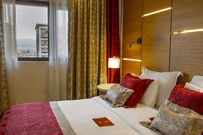 Kuhla Hotel