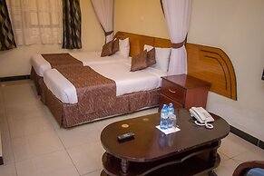 Emboita Hotel