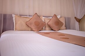 Emboita Hotel