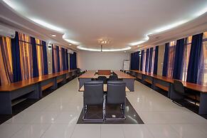 Emboita Hotel