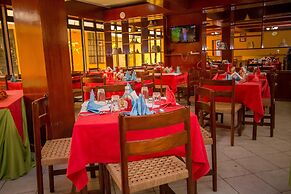 Emboita Hotel