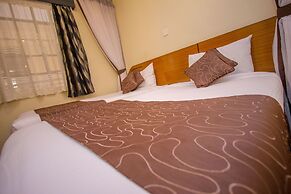 Emboita Hotel