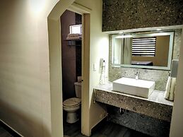 Hotel Siesta Real