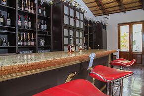 Hacienda del Lago Boutique Hotel