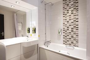Premier Inn Leeds Cc - Whitehall Road