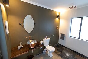 Antares Bush Camp & Safaris - Hostel