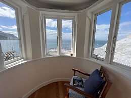 Sunny Cove Manor