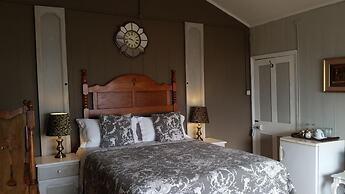 Bedrock Lodge