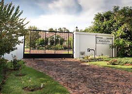 Amohela Guesthouse