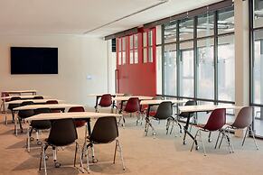 Rove Trade Centre